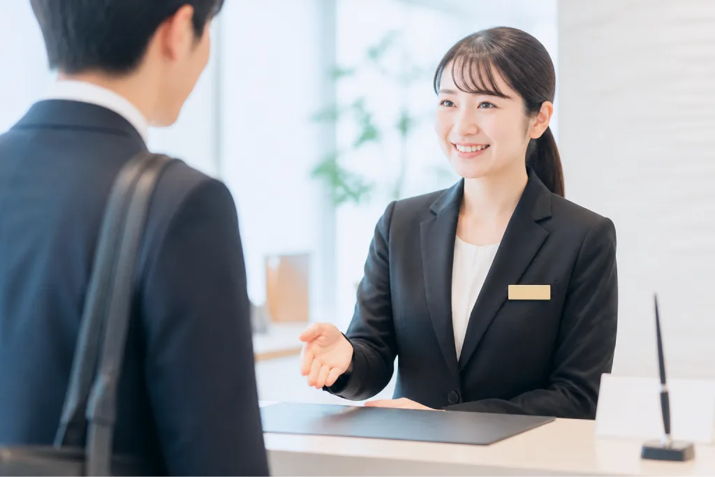 矯正装置を目立たせたくない方